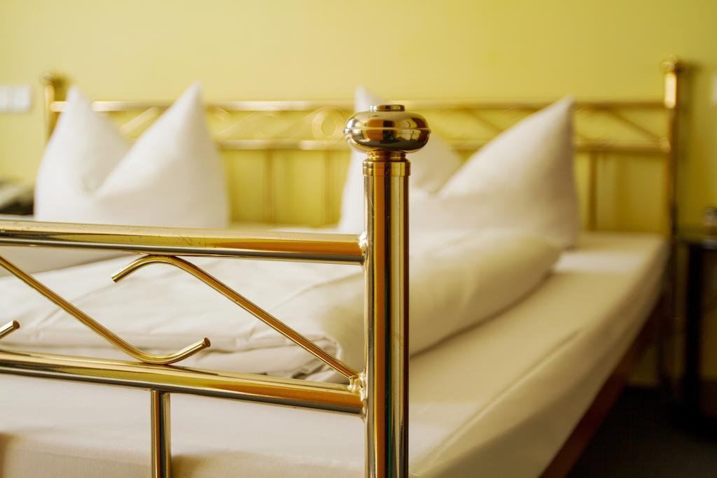 Heidekrug Hotel Oberursel Room photo