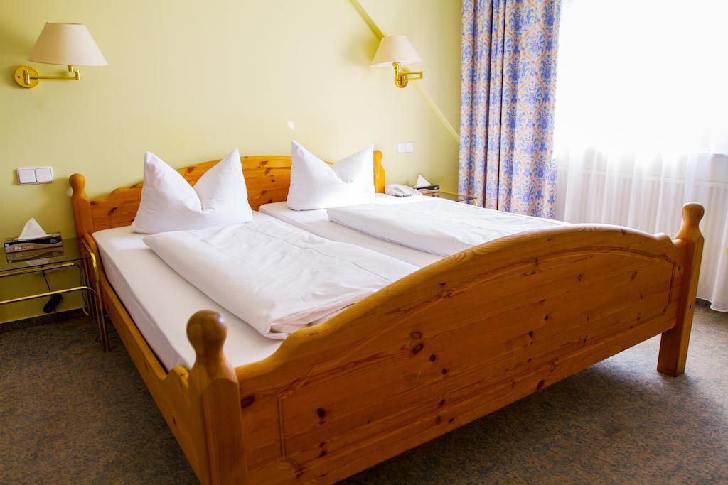 Heidekrug Hotel Oberursel Room photo
